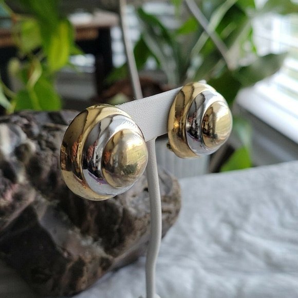 Lanvin Paris Runway Classic Knob Earrings 2-tone gold/ silver Clip-on - Picture 4 of 4